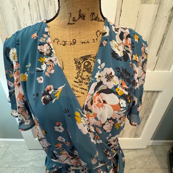 TORRID HI-LOW DRESS SIZE 1 - Picture 5 of 9